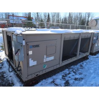 AIR-COOLED SCROLL CHILLERS - YCAL 0046 EE 58