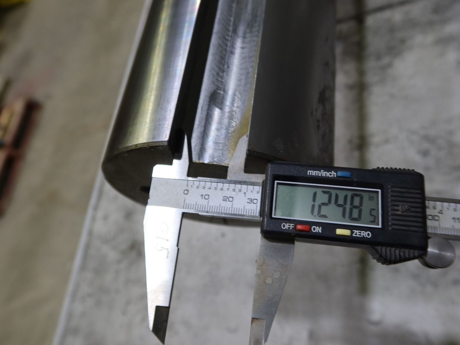 SHAFT - REFINER - SPROUT-WALDRON - TWIN FLOW III - 26